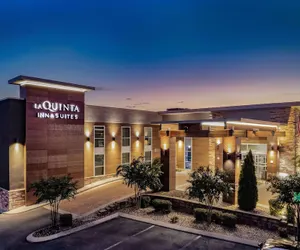 Photo 2 - La Quinta Inn & Suites by Wyndham Chattanooga - East Ridge