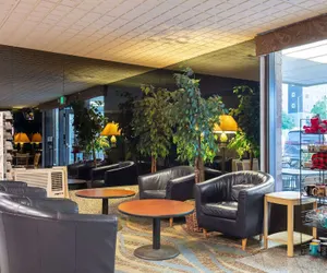 Photo 4 - Travelodge by Wyndham Seattle By The Space Needle