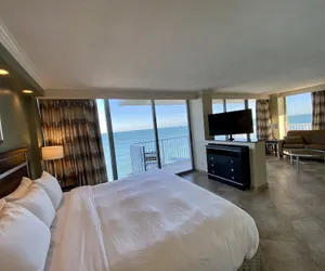 Photo 3 - Radisson Suite Hotel Oceanfront