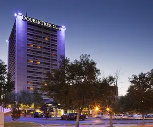 Photo 2 - DoubleTree by Hilton Hotel Albuquerque