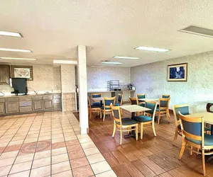 Photo 4 - Magnolia Inn Townhouse Hattiesburg MS I-59