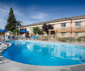 Photo 2 - Best Western Porterville Inn