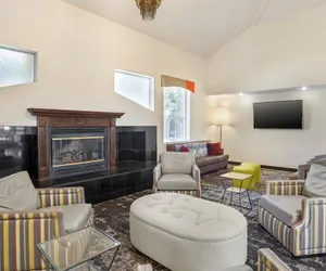 Photo 4 - Best Western Porterville Inn