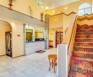 Photo 5 - Econo Lodge Inn & Suites Albuquerque East I-40 Eubank Exit