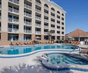 Photo 2 - Courtyard by Marriott Jacksonville Beach Oceanfront