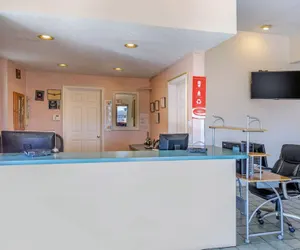Photo 2 - Econo Lodge Inn & Suites Socorro
