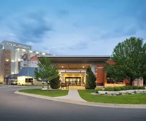 Photo 2 - Four Points by Sheraton Saginaw