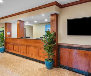 Photo 5 - Best Western Providence Warwick Airport Inn