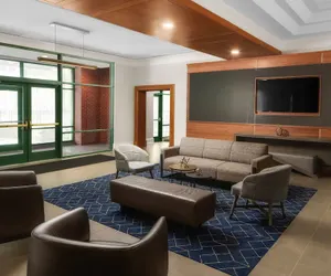 Photo 2 - Courtyard by Marriott Chicago at Medical District/UIC