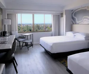 Photo 3 - Long Beach Marriott