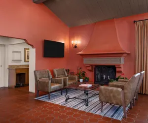 Photo 4 - Best Western Plus Pepper Tree Inn
