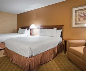 Photo 5 - Days Inn by Wyndham St. Charles IL
