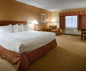 Photo 5 - Days Inn by Wyndham St. Charles IL