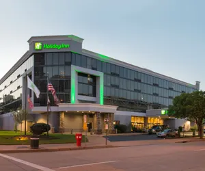 Photo 2 - Holiday Inn St. Louis - Downtown Conv Ctr, an IHG Hotel