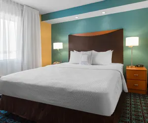 Photo 4 - Fairfield Inn & Suites Bismarck South