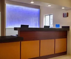 Photo 3 - Country Inn & Suites by Radisson, Bismarck-Mandan