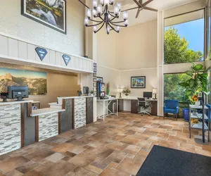 Photo 4 - Best Western Plus Sonora Oaks Hotel & Conference Center