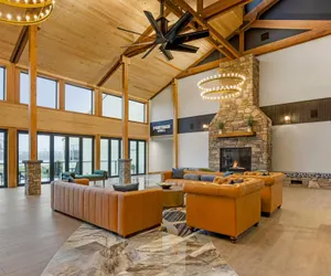 Photo 5 - Columbia River Hotel and Conference Center, an Ascend Collection Hotel