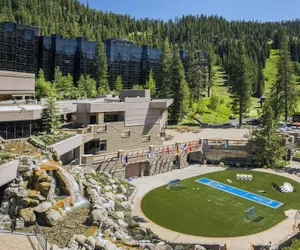 Photo 2 - Everline Resort and Spa, Lake Tahoe