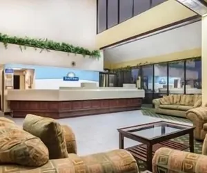 Photo 3 - Days Inn by Wyndham Indianapolis Northeast