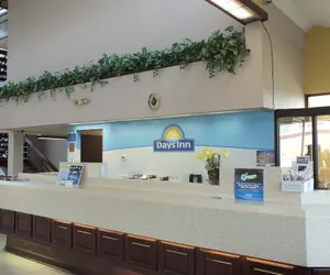 Photo 5 - Days Inn by Wyndham Indianapolis Northeast