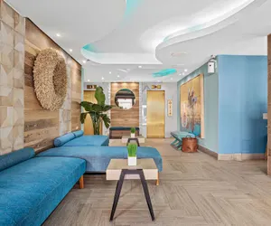 Photo 5 - Abitta Condado