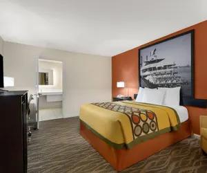 Photo 2 - Super 8 by Wyndham New Orleans