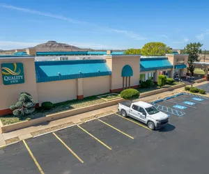 Photo 2 - Quality Inn Tucumcari