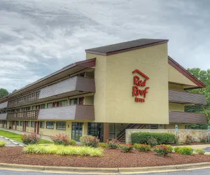 Photo 2 - Red Roof Inn Chapel Hill - UNC