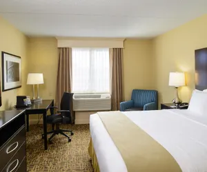 Photo 4 - Holiday Inn Express Philadelphia - Penns Landing by IHG
