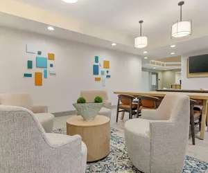 Photo 4 - Sonesta ES Suites Torrance Redondo Beach