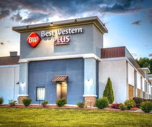 Photo 2 - Best Western Plus Yadkin Valley Inn & Suites