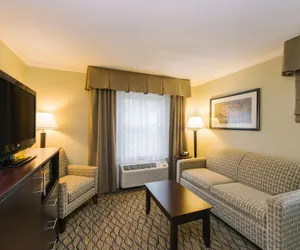 Photo 5 - Holiday Inn Express & Suites Merrimack – Nashua by IHG