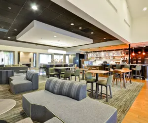 Photo 2 - Courtyard by Marriott Dallas Medical/Market Center