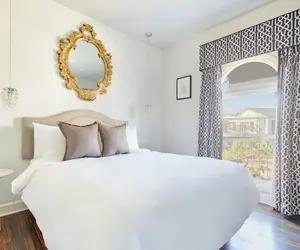 Photo 5 - The Crescent Hotel Beverly Hills, Sonder by Marriott Bonvoy