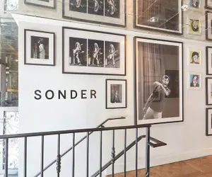 Photo 2 - The Crescent Hotel Beverly Hills, Sonder by Marriott Bonvoy