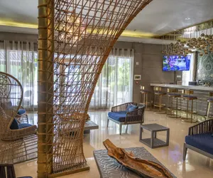 Photo 4 - San Juan Hotel