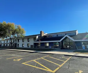 Photo 2 - AmericInn by Wyndham Worthington