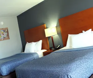 Photo 5 - Econo Lodge