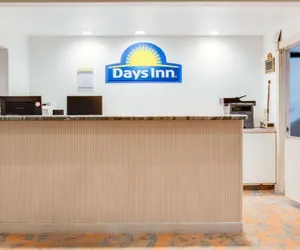 Photo 4 - Days Inn by Wyndham Fort Stockton