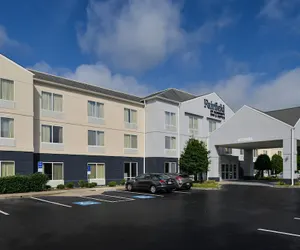 Photo 2 - Fairfield Inn by Marriott Arrowood