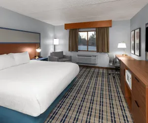 Photo 5 - AmericInn by Wyndham Green Bay West