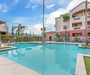 Photo 2 - Hilton Vacation Club Varsity Club Tucson