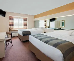 Photo 3 - Microtel Inn & Suites by Wyndham Joplin