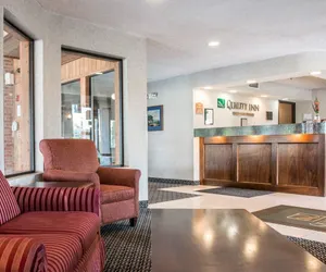 Photo 4 - Quality Inn Hudsonville South