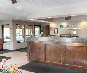 Photo 3 - Quality Inn Hudsonville South