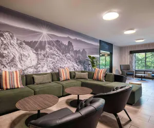 Photo 2 - The Newberry Hotel Bend, Tapestry Collection by Hilton
