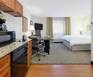 Photo 3 - Candlewood Suites Salina by IHG