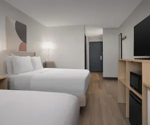 Photo 5 - Spark by Hilton Lakewood Denver Southwest