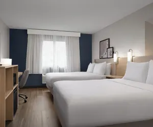 Photo 4 - Spark by Hilton Lakewood Denver Southwest